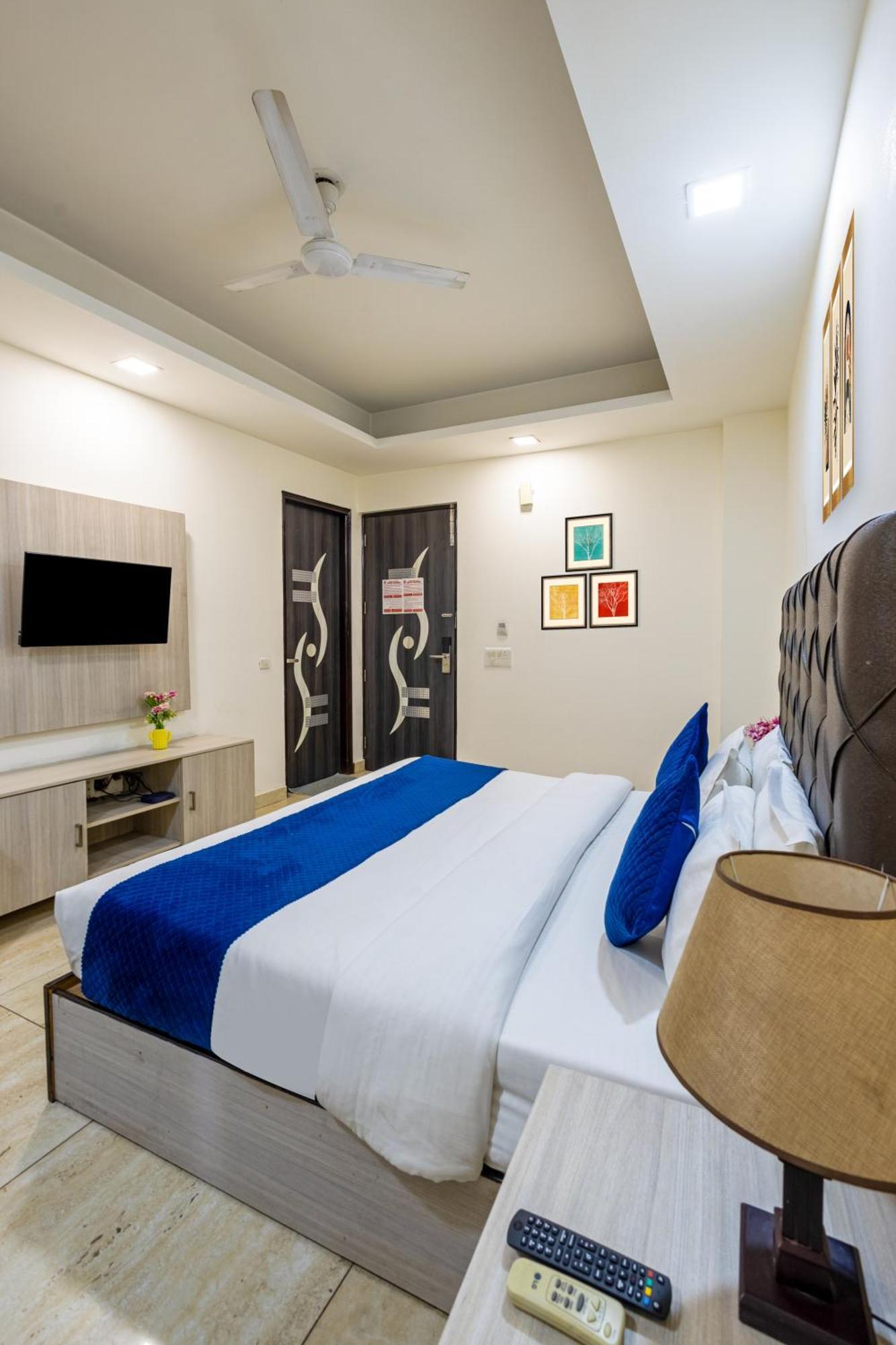 Kabul Hotel By Nexhub Palace - Medanta Gurgaon Bagian luar foto