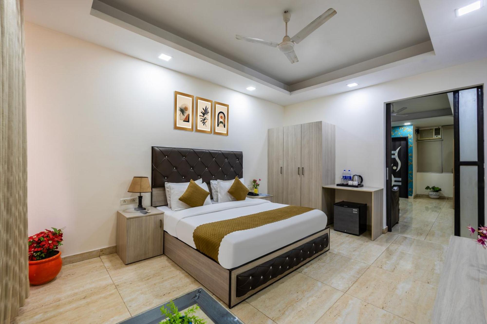 Kabul Hotel By Nexhub Palace - Medanta Gurgaon Bagian luar foto