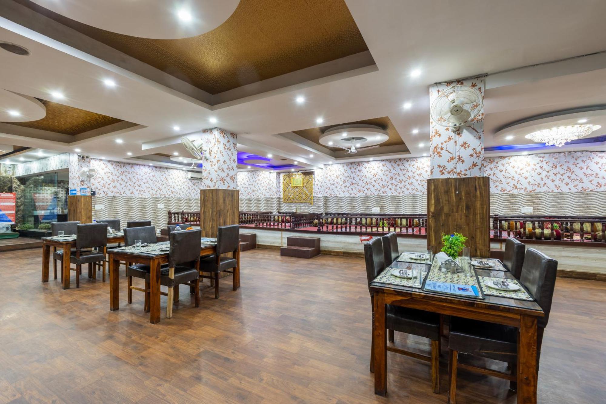 Kabul Hotel By Nexhub Palace - Medanta Gurgaon Bagian luar foto