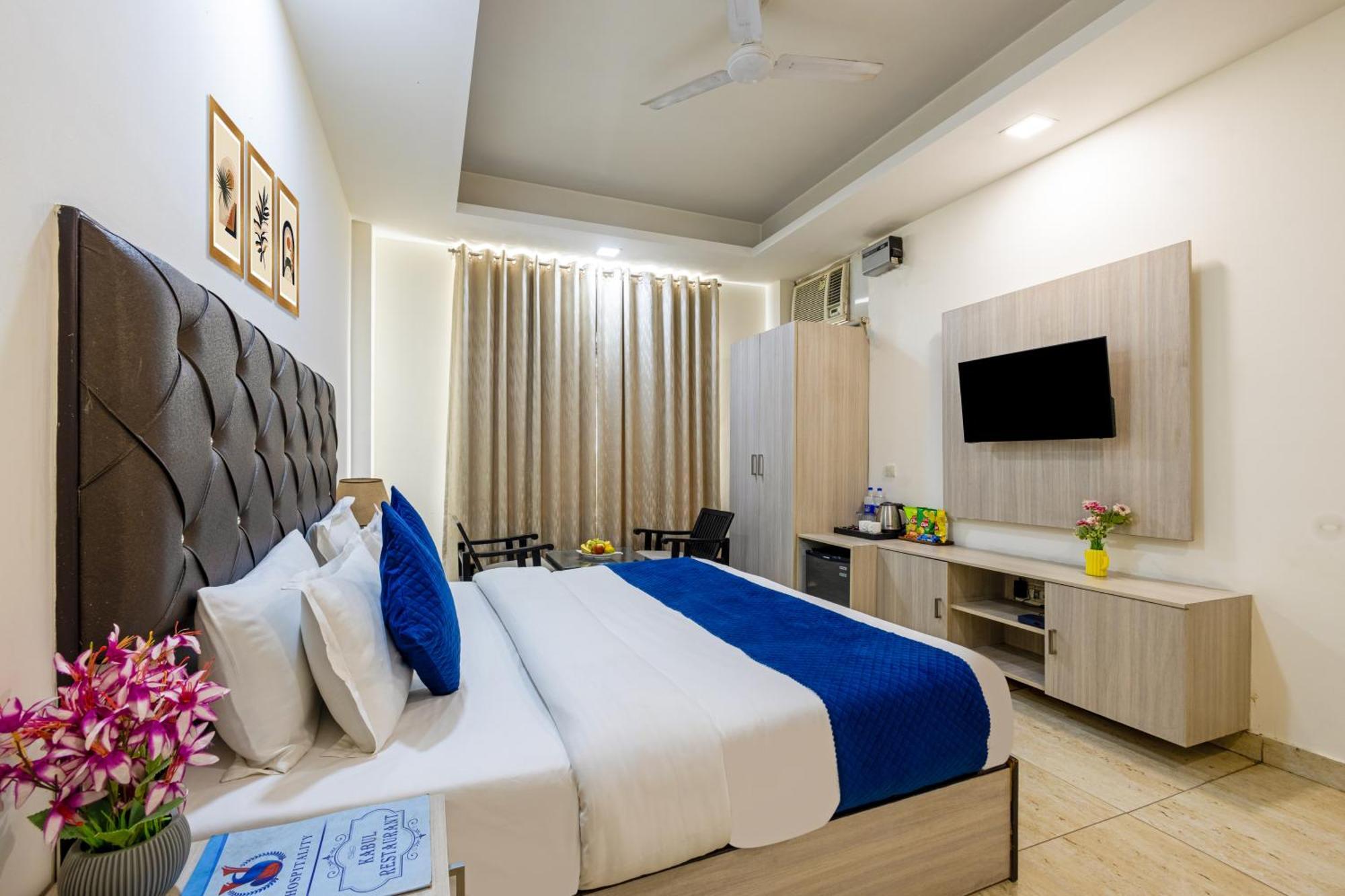 Kabul Hotel By Nexhub Palace - Medanta Gurgaon Bagian luar foto